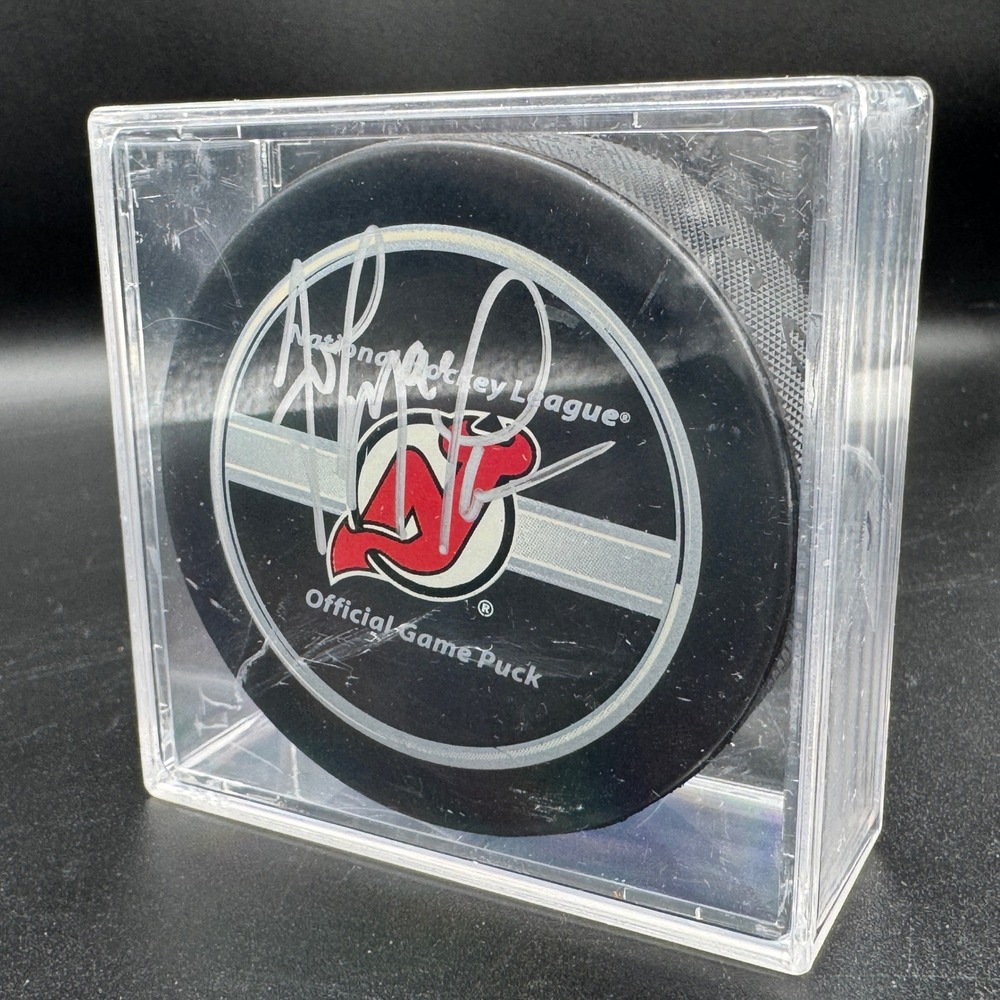 John MacLean Signed New Jersey Devils NHL Official Game Puck Autographed‎ #15